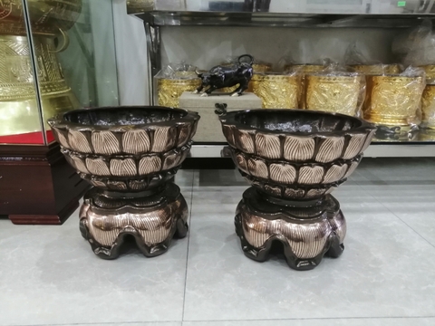 Bát Hương Đồng Đỏ Kiểu Dáng Độc Đáo Đúc Theo Yêu Cầu 30cm