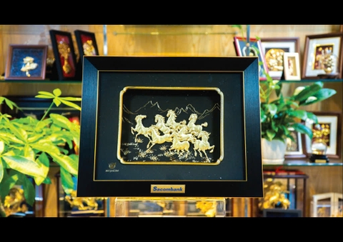 Tranh Bát Mã Mạ Vàng 24K- Biểu Tượng Của Sự Thành Công Và Phát Đạt