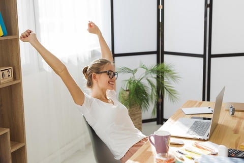 Nạp năng lượng cho nàng công sở: 9 tuyệt chiêu đánh bại mệt mỏi, tỏa sáng suốt ngày dài