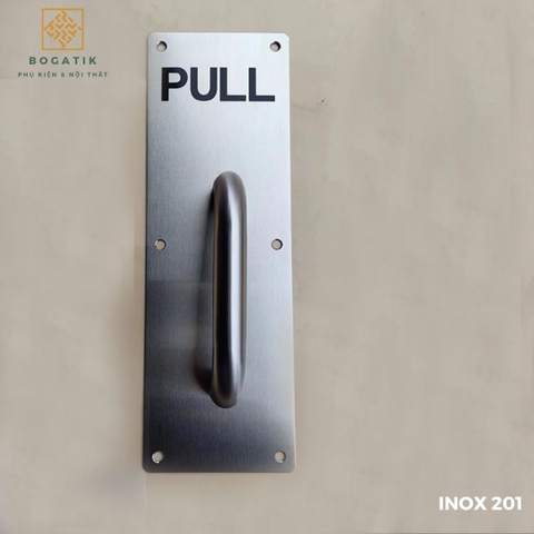 Tay nắm cửa chất liệu bằng inox 201 bền bỉ, chống gỉ