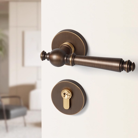 Khoá cửa phòng ngủ, tay nắm cửa gỗ đồng thau tay gạt LELINE, phong cách RETRO