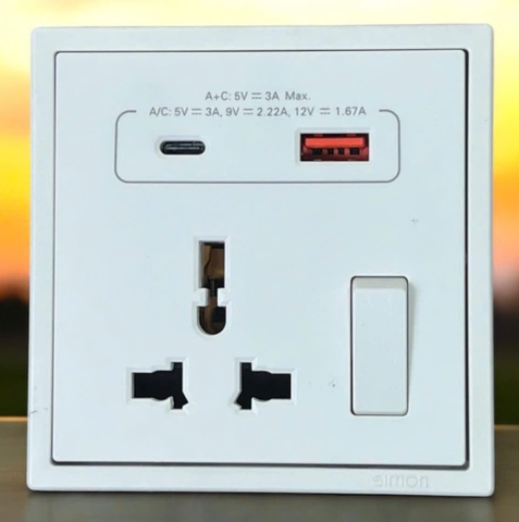 Ổ cắm đa năng kèm công tắc có sạc USB và Type C màu trắng Simon I7 70E7253 chuẩn đế vuông