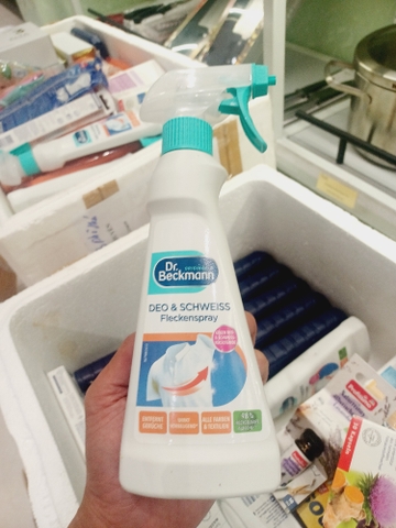 Xịt tẩy vết bẩn quần áo Bechmann