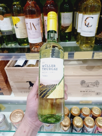 Rượu vang trắng Muller Thurgrau _750ml (11,5%)
