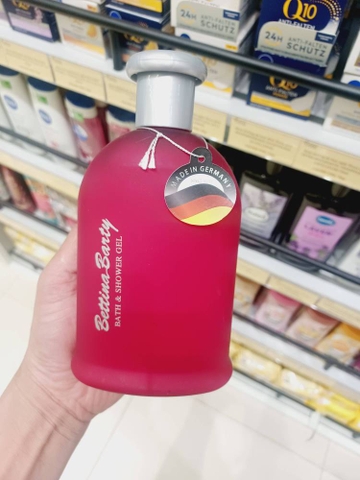 Sữa tắm hương nước hoa Bettina Barty Red Line 500ml