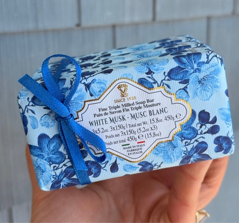 Set 3 bánh xà phòng hương Xạ Hương Trắng (White Musk / Musc Blanc) của thương hiệu xà phòng cao cấp Saponificio Zeni đến từ Ý 450g