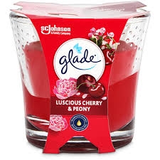 Nến Glade Duftkerze Luscio ( Chery & Peony)