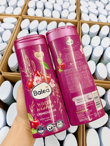 Sữa tắm Balea hương hoa hồng và hoa anh đào 300ml