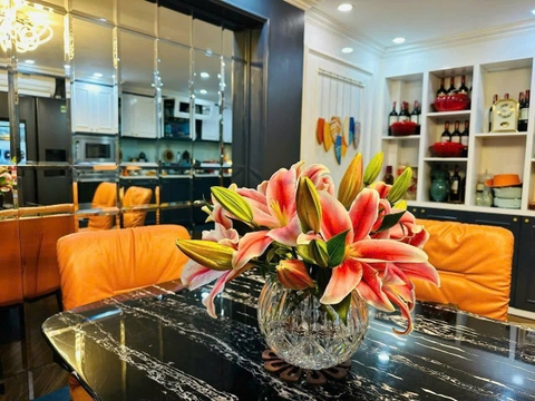 Lọ hoa cầu Bohemia 17,5cm