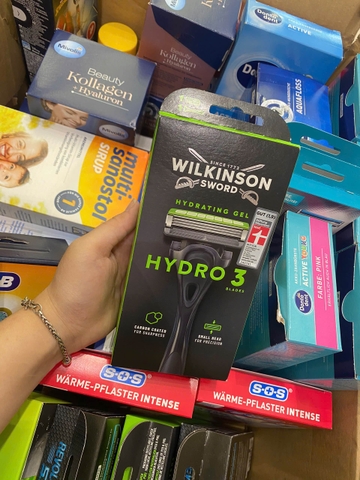 Dao cạo râu 3 lưỡi Wilkinson (có gel dưỡng ẩm)