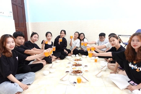 Buổi thi thử - Party kết thúc khoá tại PIE English