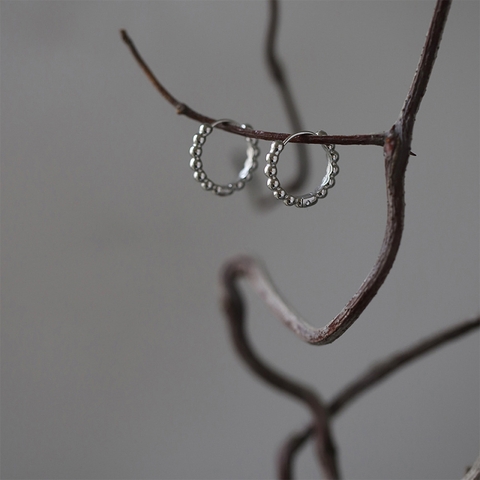 Bông tai Titan - TB204 - khoen tròn họa tiết bi