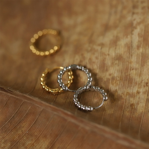 Bông tai Titan - TB204 - khoen tròn họa tiết bi