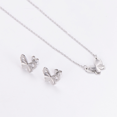 Bông tai Titan - TB236 - hồ điệp khắc máy cánh 2 tầng