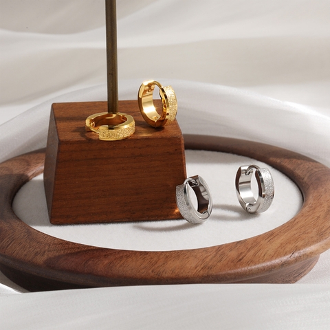 Bông tai Titan - TB273 - Khoen tròn phun cát nhám