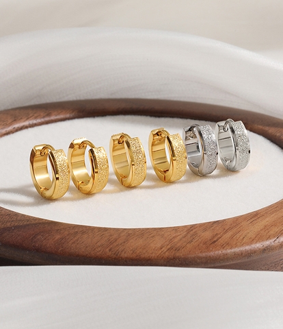 Bông tai Titan - TB273 - Khoen tròn phun cát nhám