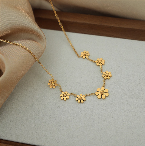 Dây chuyền Titan - TN043 - 7 hoa cúc