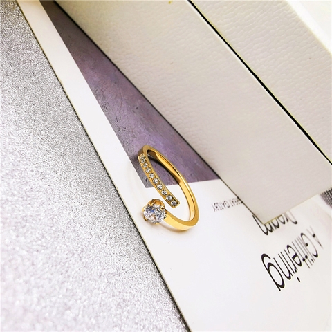 Nhẫn Titan - TC157 - Nhẫn hở chéo