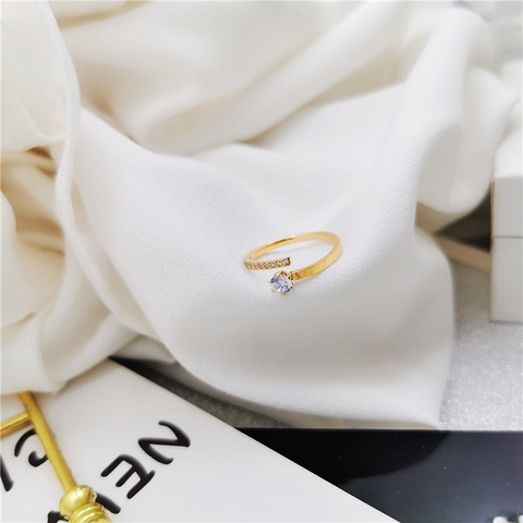 Nhẫn Titan - TC157 - Nhẫn hở chéo