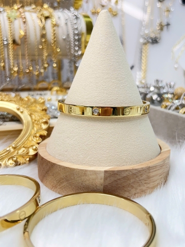 Vòng tay Titan - TV2223 - vòng Cartier đính đá form tròn ni 52 có khóa