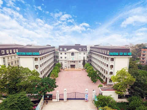 Trường THPT Tây Hà Nội