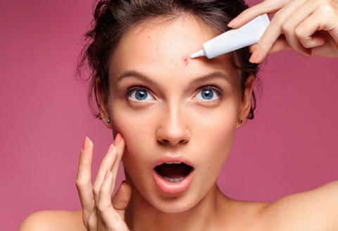 Top 10 sai lầm thường gặp khi xử lý mụn