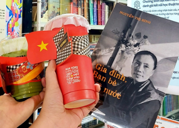 Hòa bình quý tựa châu sa