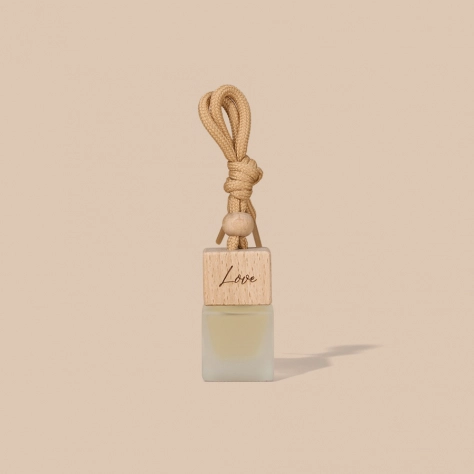 Love ( Royal Pomegrate ) - Car Hanging Essential Oil / Wardrobe