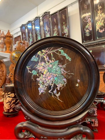 Đĩa gỗ trắc khảm Ốc