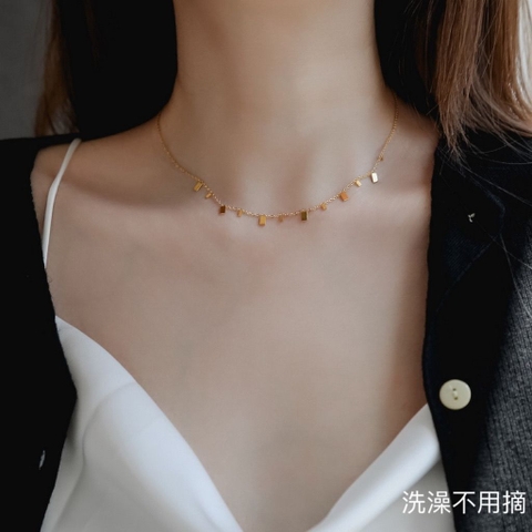 Dây chuyền titan charm nhí vuông 2500121