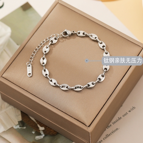 Vòng tay titan bạc mắc dày 2600141