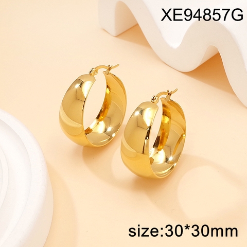 Bông tai titan vàng tròn bản dày 2600257
