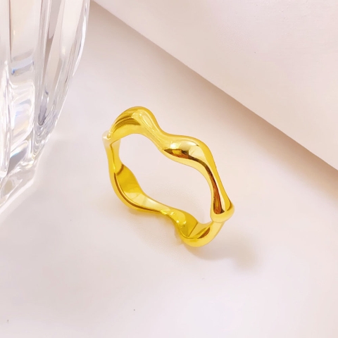 Nhẫn titan mạ vàng 2500268