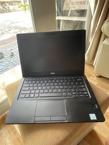 Laptop Dell 5290/ I5/ gen 7/Gam8gb/ SDD 128gb