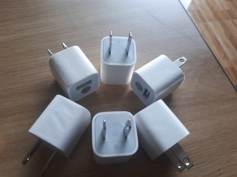 Sạc 20w A0 chân dẹt