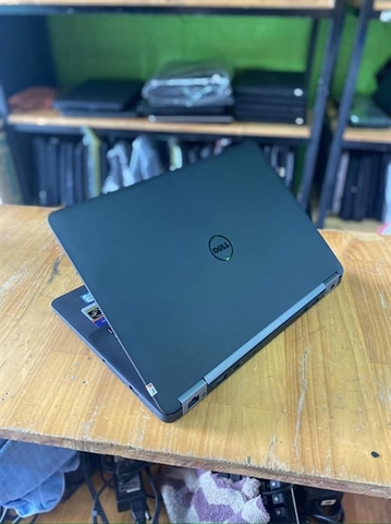 Laptop Dell 7270 13,5 inch - I5/ Thế hệ 6/Gam8gb/ 64 bit/ SDD 256