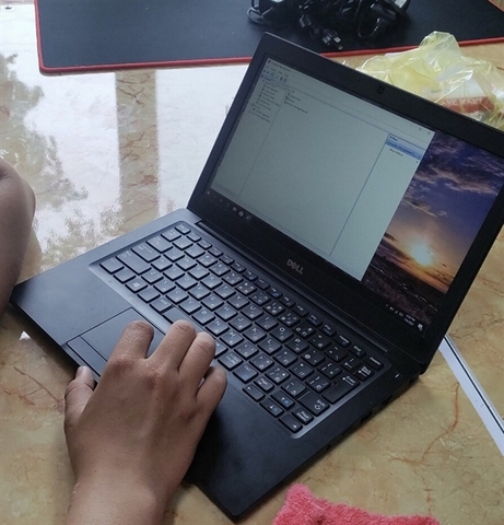 Laptop Dell 7280