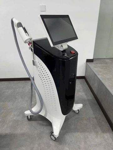 Máy triệt lông và laser 2in1 BVLASER