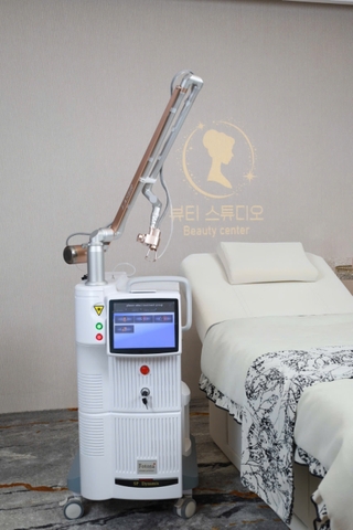 Máy laser CO2 Fractional Fotona