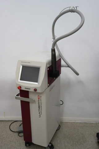 Máy laser QBEAM