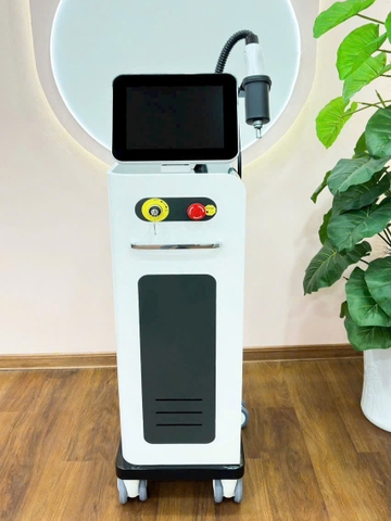 Máy laser xóa xăm