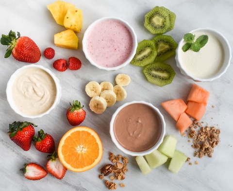 Công thức kết hợp sữa chua và trái cây tươi giúp da trắng sáng