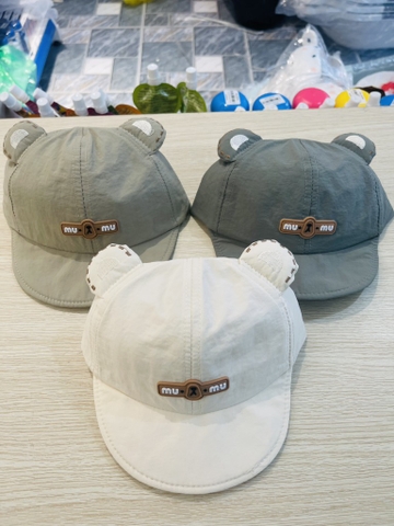Mũ lưỡi chai bé trai