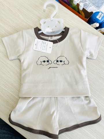 bộ kem viền nâu bé trai