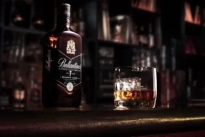 Rượu Ballantines: Là Gì, Cách Phân Biệt Thật Giả
