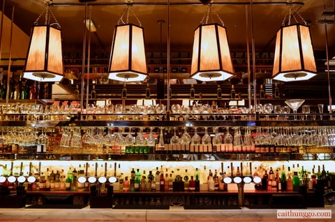 Thế Hệ Gen Z Không Từ Chối Rượu Như Chúng Ta Nghĩ, Khảo Sát Cho Biết