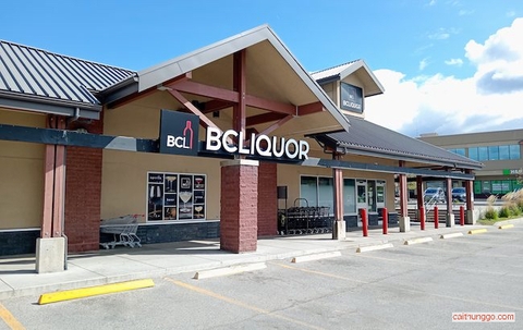 Doanh Số Rượu Mạnh Mỹ Sụt Giảm 66% Tại Canada Do Căng Thẳng Thương Mại