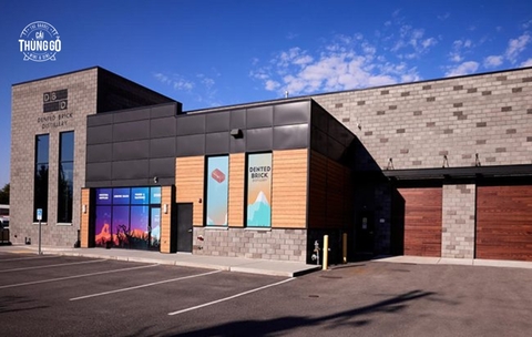 Nhà Sản Xuất Rượu Mạnh Mỹ Dented Brick Nộp Đơn Phá Sản