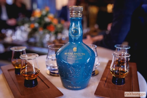 Royal Salute: Kỷ Nguyên Đổi Mới Cùng Sồi Scotland Và Dòng Whisky 26 Năm Tuổi