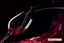 Tại Sao Axit Lại Quan Trọng Trong Rượu Vang? 4 Vai Trò Không Thể Thiếu